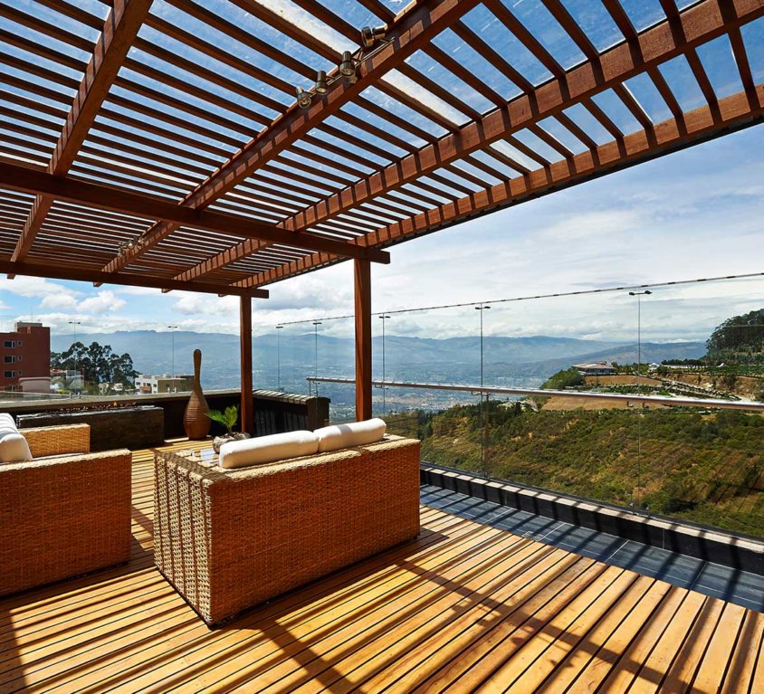 PERGOLA ET AMÉNAGEMENTS EXTÉRIEURS