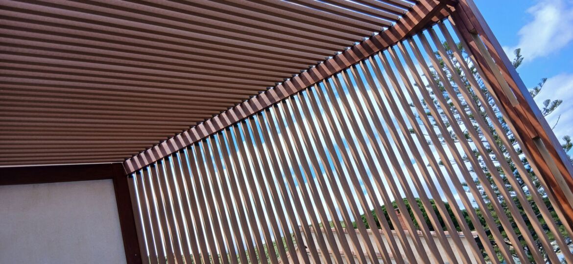 PERGOLA CLAUSTRA BASTIA COMPOSITE